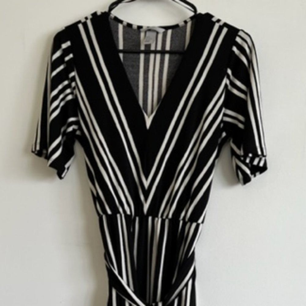 H&M Striped midi dress with tie Size Small